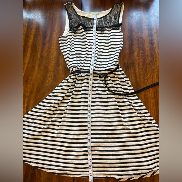 Maurices medium black and white stripe dress belt and lace - Picture 7 of 10